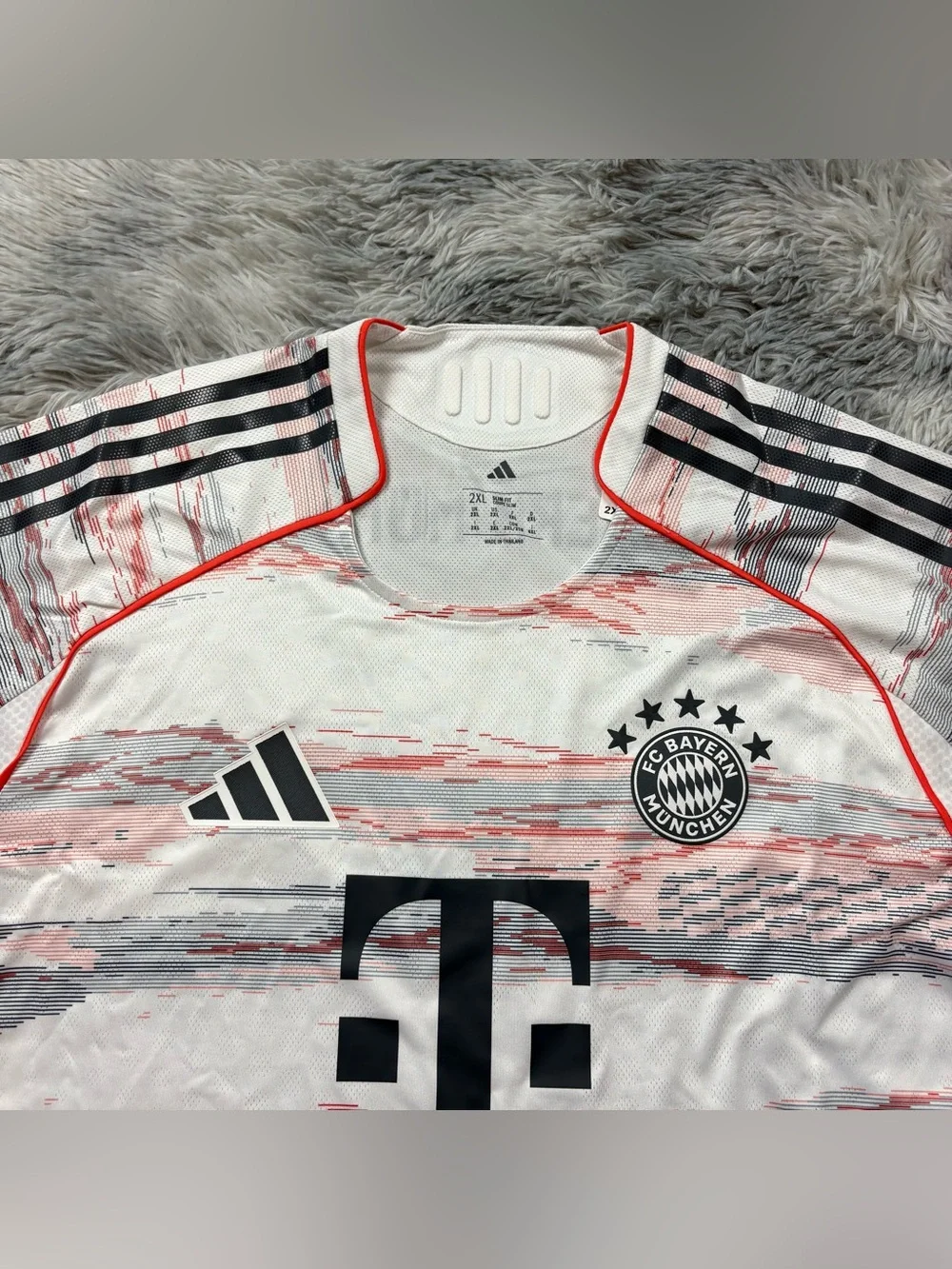 Adidas FC Bayern Munich 2025-26 Authentic Away Jersey